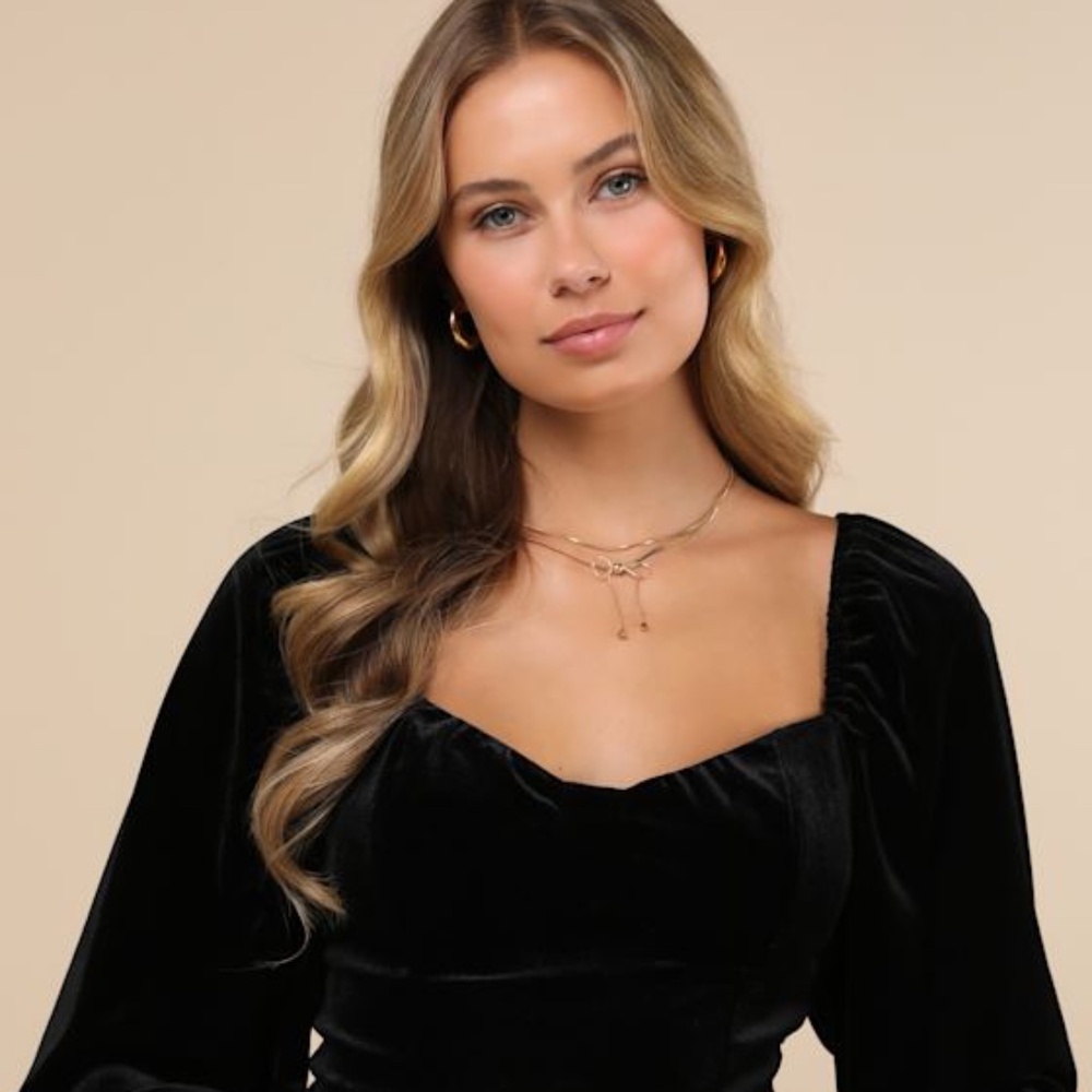 Lulus Exquisite Expectation Black Velvet Tie-back Balloon Sleeve Top - Size L